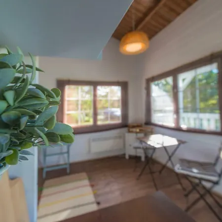 Сasa de vacaciones Cozy Summerhouse In